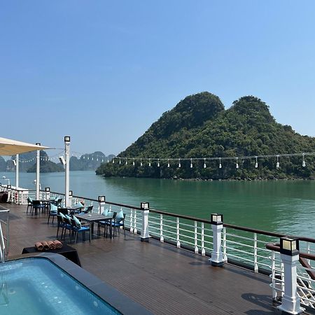 Hotel Paradise Grand Cruise - Lan Ha Bay Ha Long Esterno foto