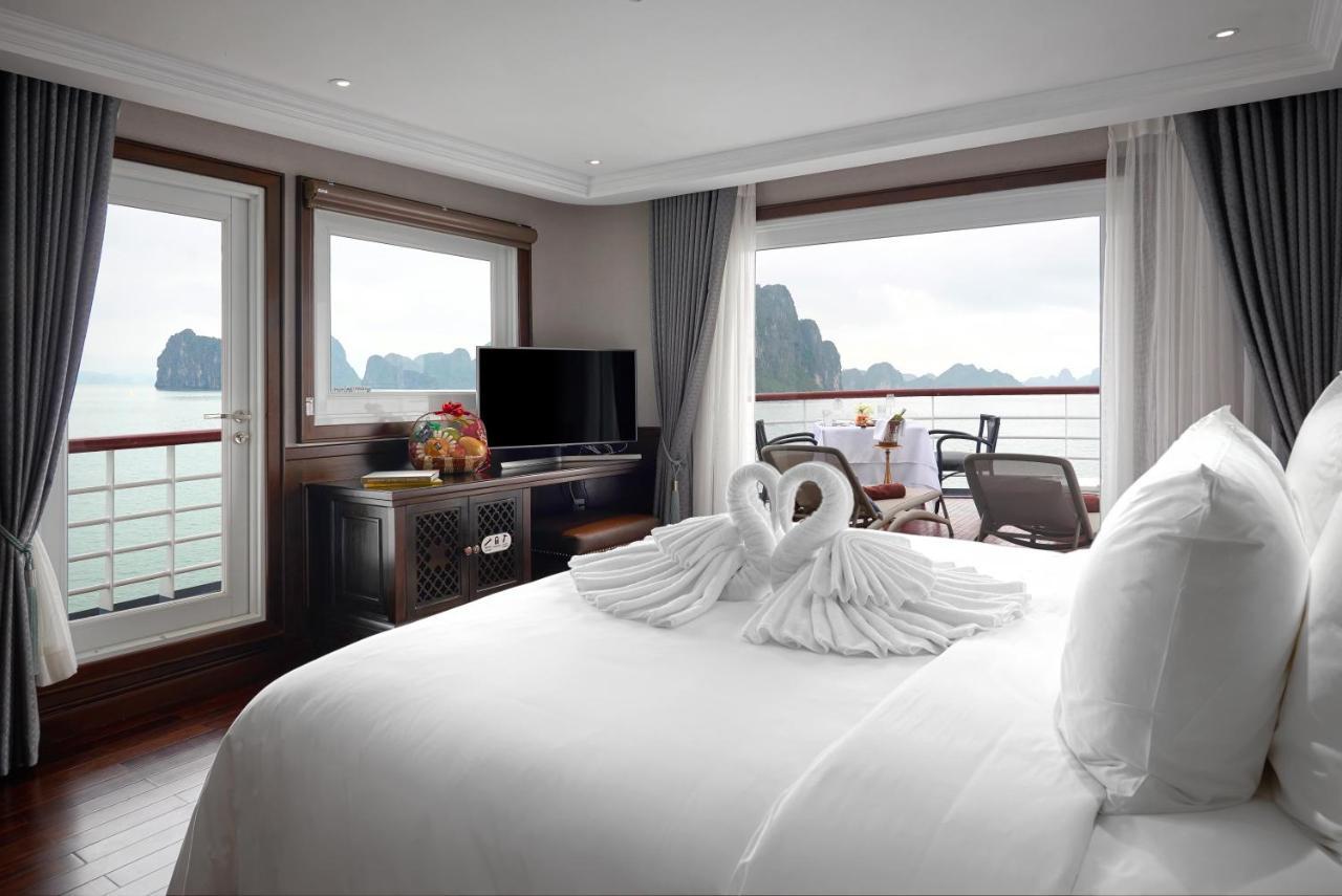 Hotel Paradise Grand Cruise - Lan Ha Bay Ha Long Esterno foto