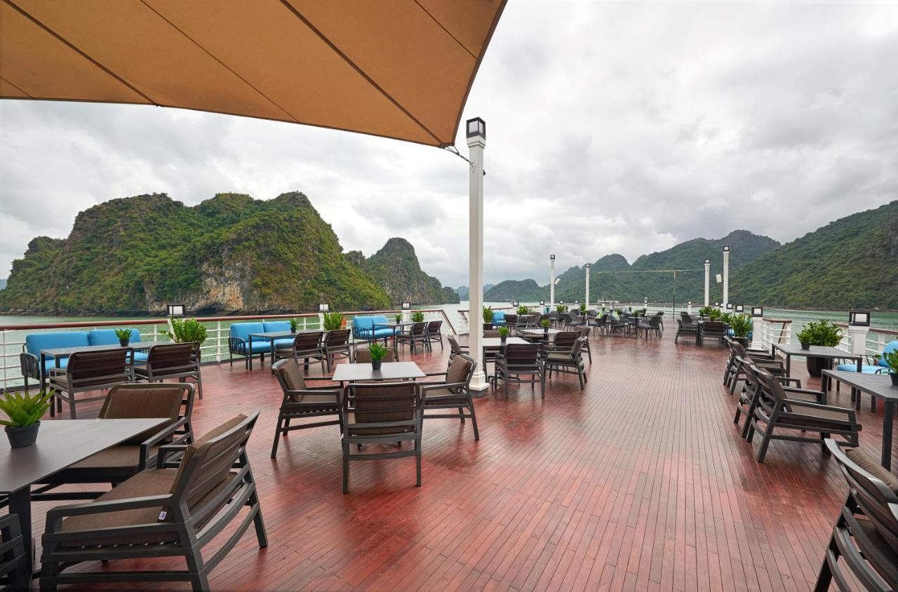 Hotel Paradise Grand Cruise - Lan Ha Bay Ha Long Esterno foto