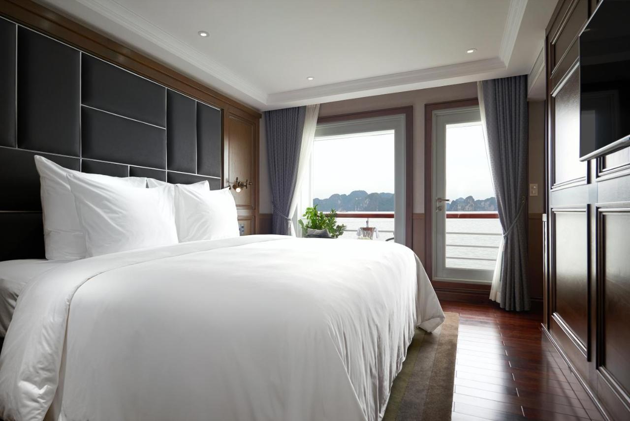 Hotel Paradise Grand Cruise - Lan Ha Bay Ha Long Esterno foto